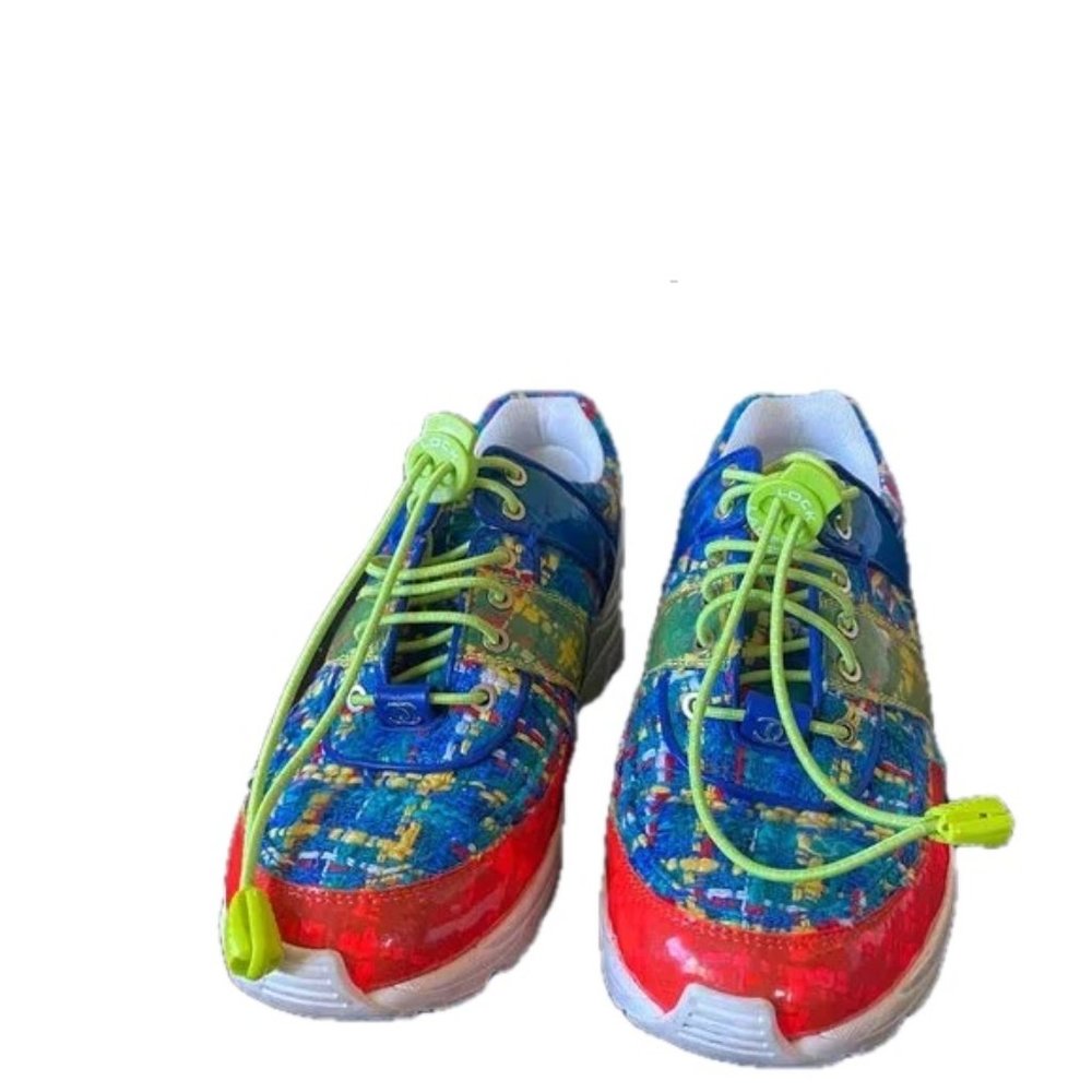 CHANEL 2017 Interlocking CC Logo Sneakers Size 35 1/2